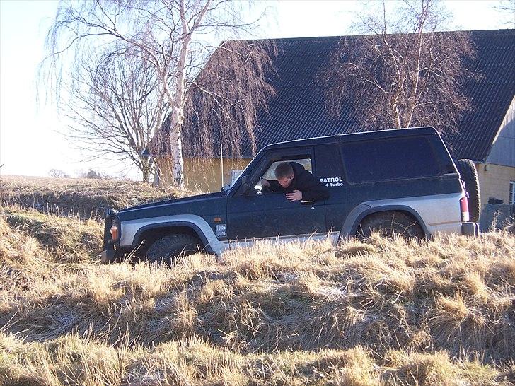 Nissan patrol gr  billede 5