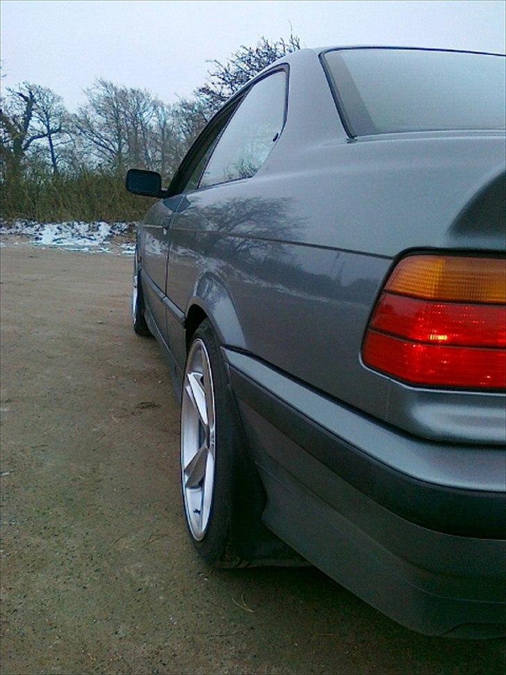 BMW E36 Coupe 320i (Til salg) billede 11
