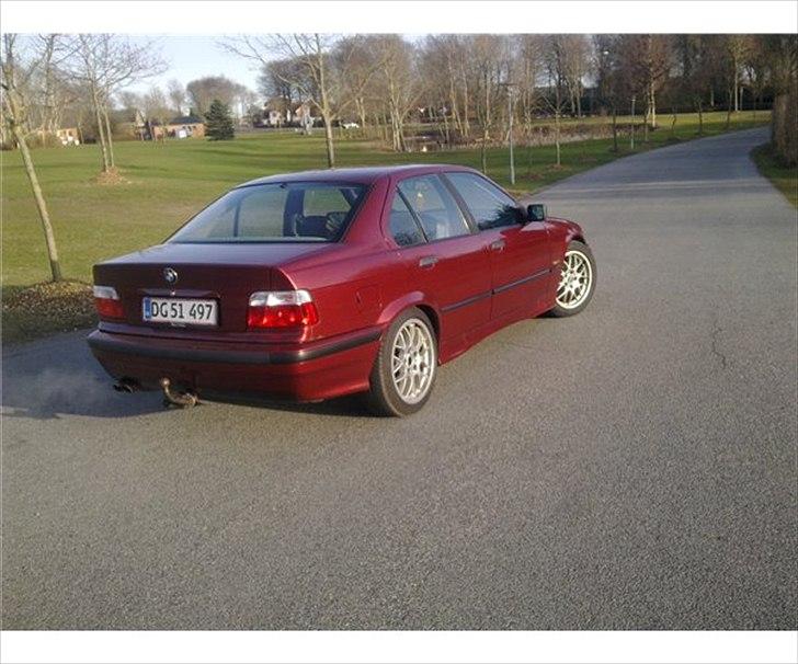 BMW 325i e36 (SOLGT) billede 2