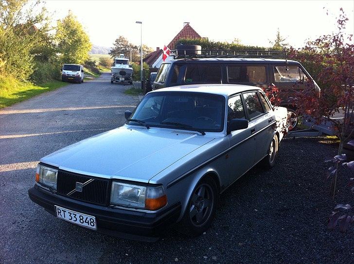 Volvo 240 gl Solgt billede 9