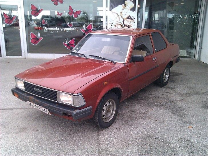 Toyota             Corolla KE70  billede 1