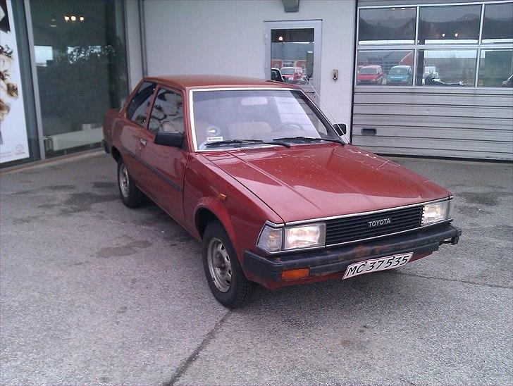 Toyota             Corolla KE70  billede 3