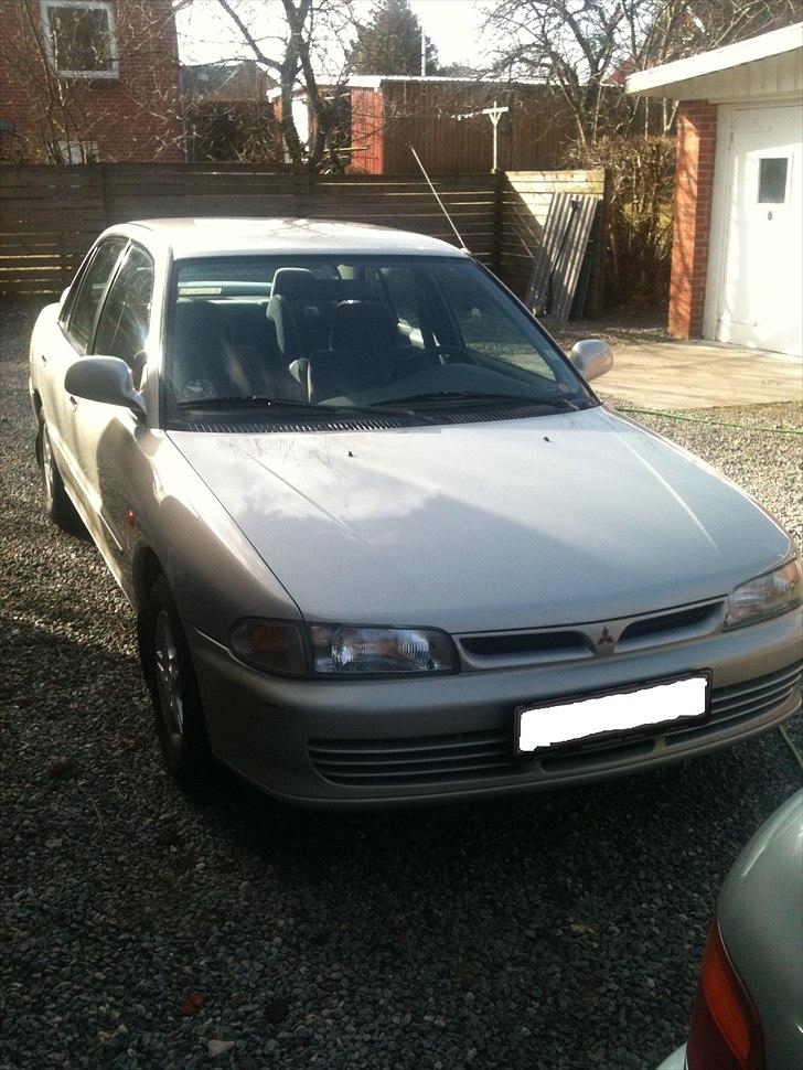 Mitsubishi Lancer GLXi *DØD* billede 1