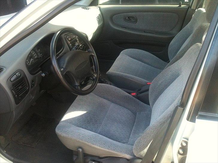 Mitsubishi Lancer GLXi *DØD* billede 6