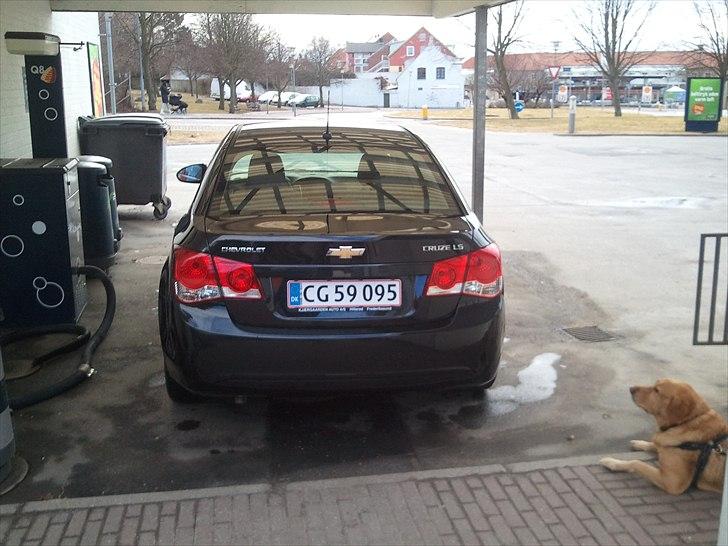 Chevrolet cruze LS billede 3