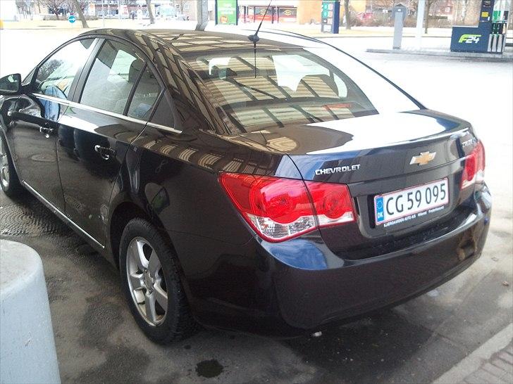 Chevrolet cruze LS billede 4