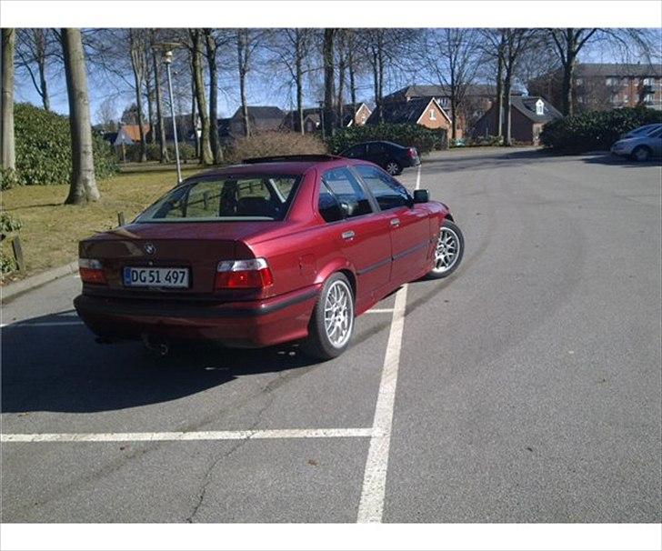 BMW 325i e36 (SOLGT) billede 9