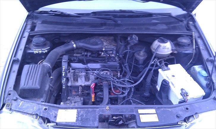 VW golf 1,8 solgt billede 6