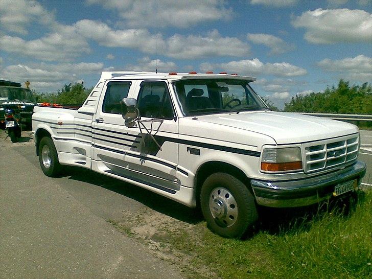 Ford F350 Crew Cab Dually billede 4