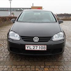 VW Golf 5 (totalskadet)