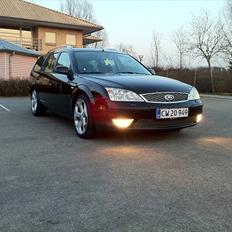 Ford Mondeo SE