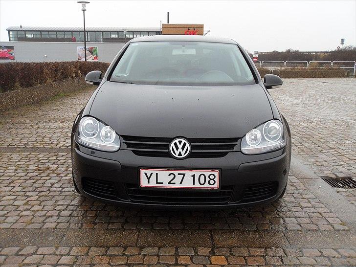 VW Golf 5 (totalskadet) billede 1