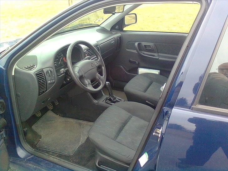 VW POLO Variant - Skal ha fundet mig nogle nye måtter. De gamle er foskellige og ikke pæne. billede 12