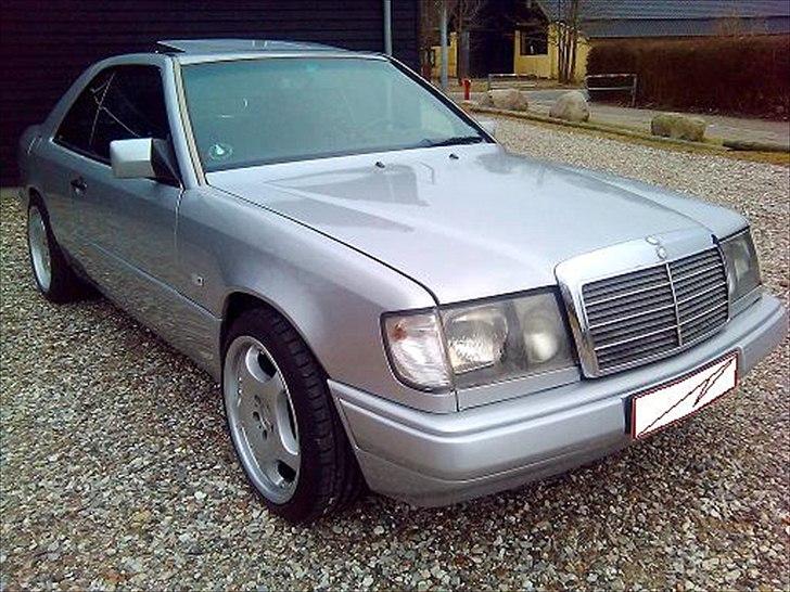 Mercedes Benz 230 CE W124 Solgt !.. billede 2