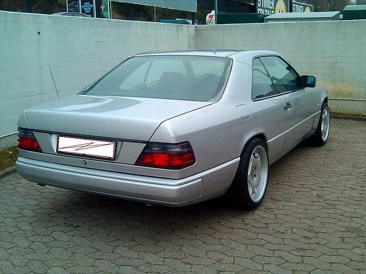 Mercedes Benz 230 CE W124 Solgt !.. billede 11