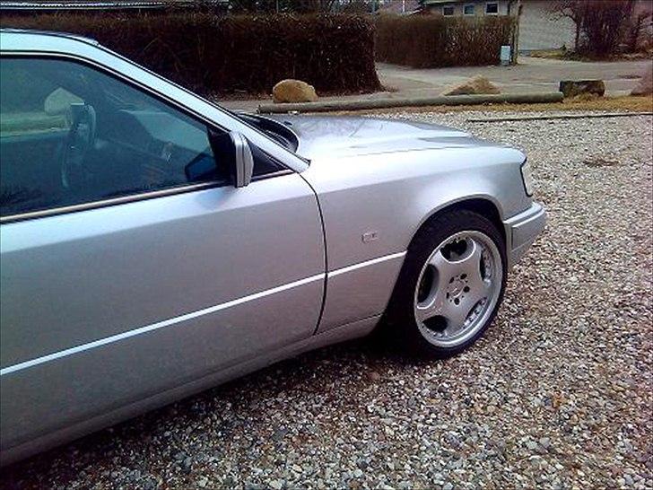 Mercedes Benz 230 CE W124 Solgt !.. billede 13