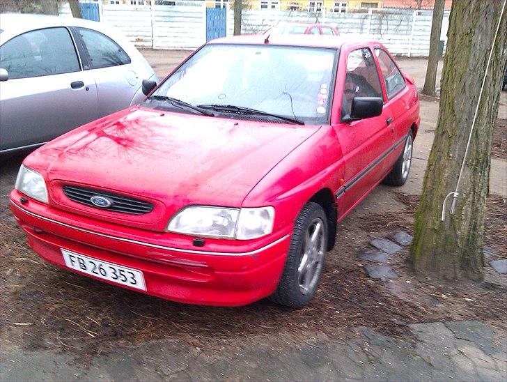 Ford Escort solgt billede 1