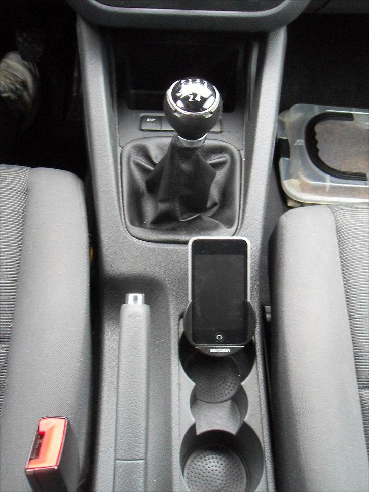 VW Golf 5 (totalskadet) billede 8