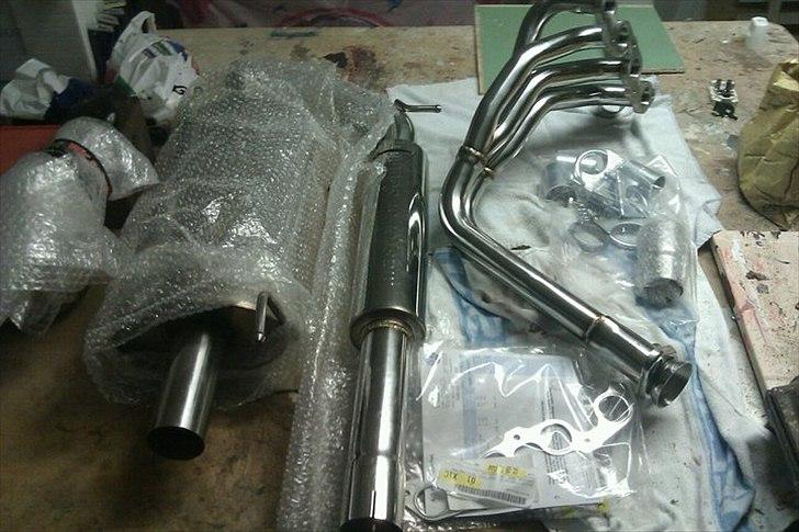 VW Polo 6N 1,6 5 døre. 1998. (SOLGT) - Lidt gode ting, som der skal monteres samt noget racer knast... billede 7