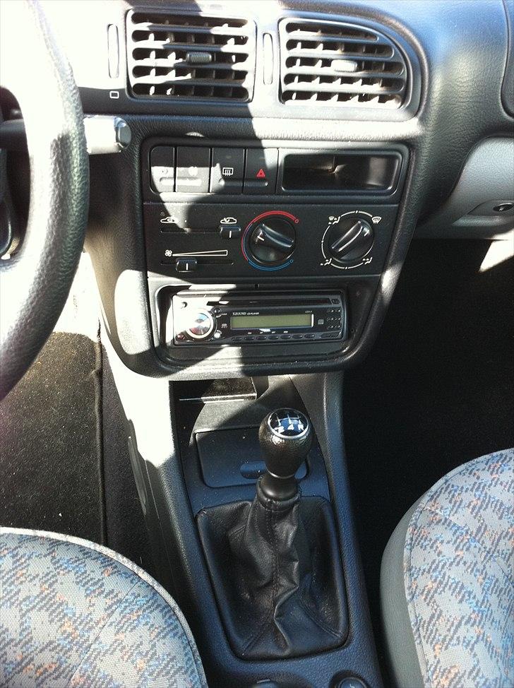 Peugeot 406 billede 12