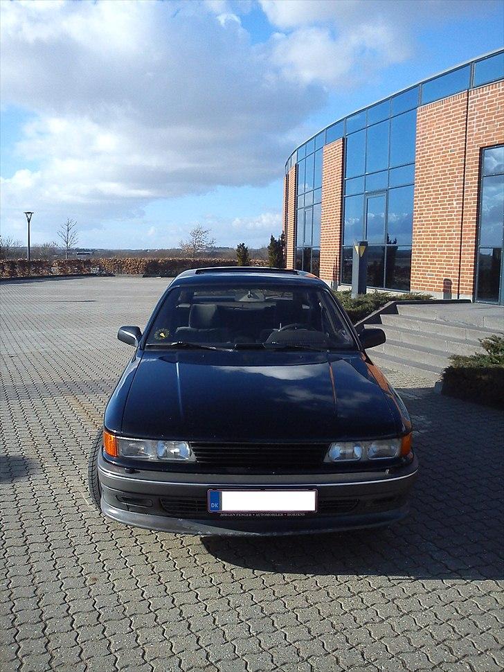 Mitsubishi Galant billede 1