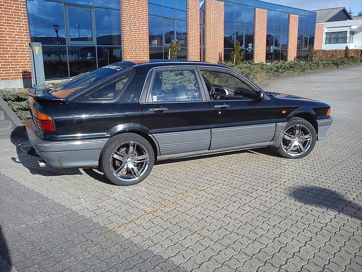 Mitsubishi Galant billede 4