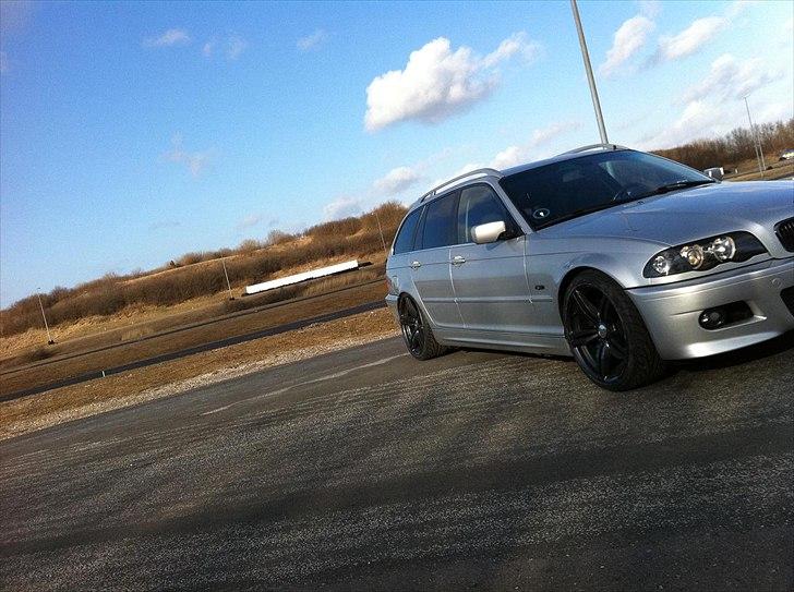 BMW E46 330D SOLGT billede 15