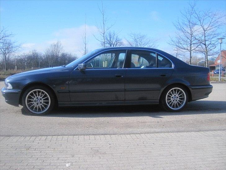 BMW 523I Byttet væk billede 2