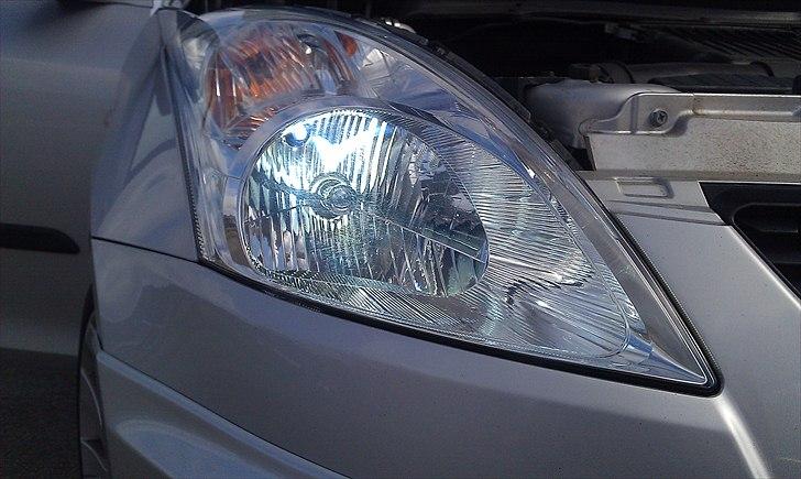 Suzuki SWIFT billede 5