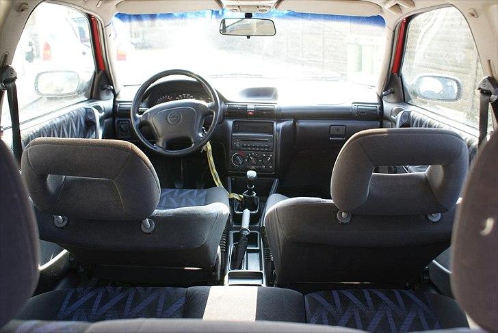 Opel Astra 1.6 billede 9
