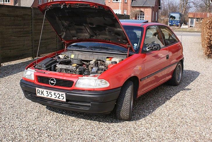 Opel Astra 1.6 billede 10