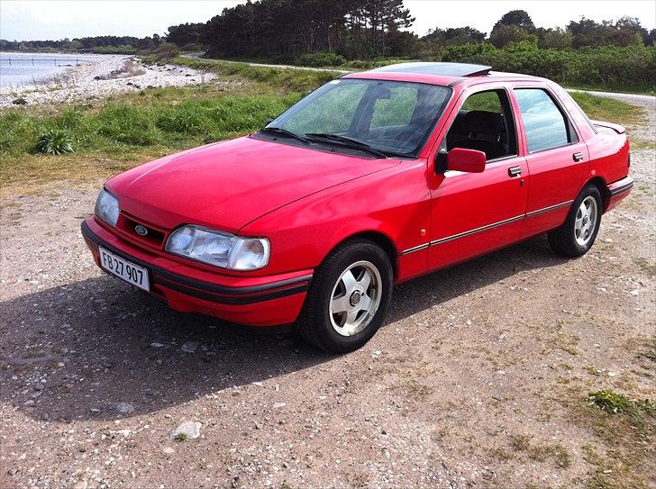 Ford Sierra 2.0i CLX SOLGT!  billede 2