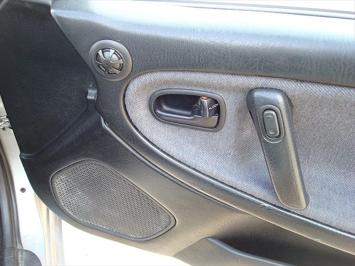 Mazda MX-3 1,8 V6 billede 15