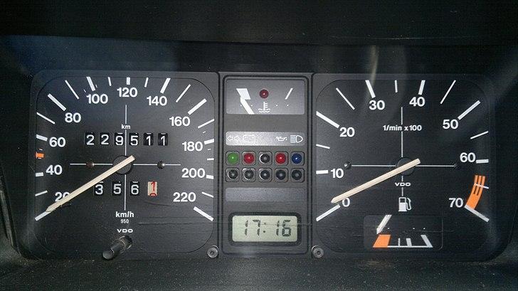 VW Polo classic C - GT instrumentering. tog det gamle ud og satte det her i, alt virker korrekt selv omdr. tæller billede 9