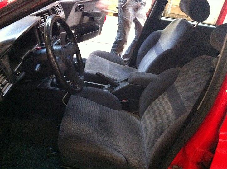 Ford Sierra 2.0i CLX SOLGT!  billede 12