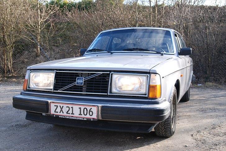 Volvo 244 DL billede 2