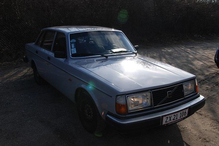 Volvo 244 DL billede 3