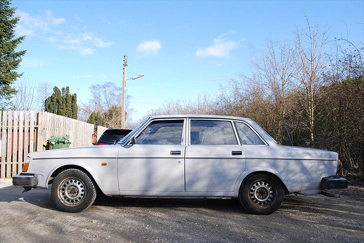 Volvo 244 DL billede 4