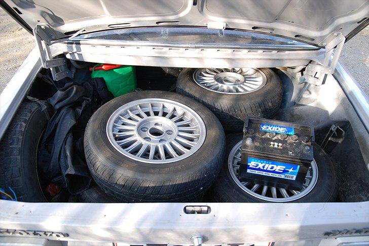 Volvo 244 DL billede 8