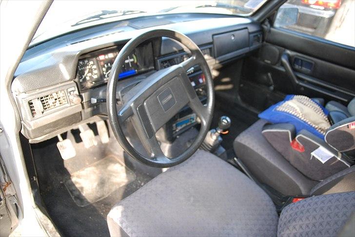 Volvo 244 DL billede 9