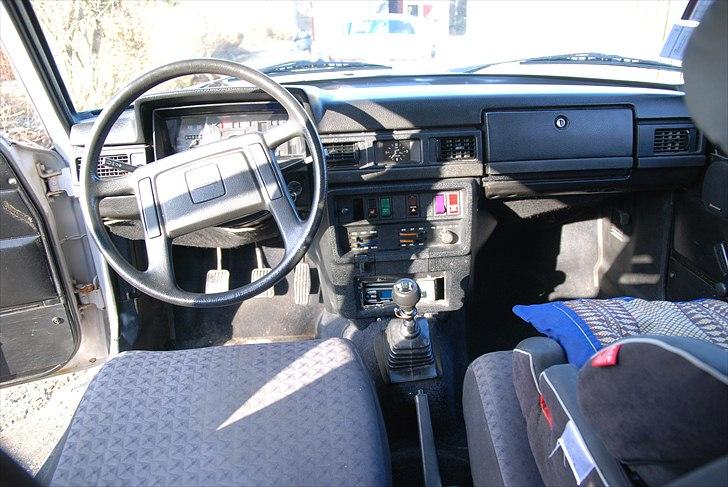 Volvo 244 DL billede 10