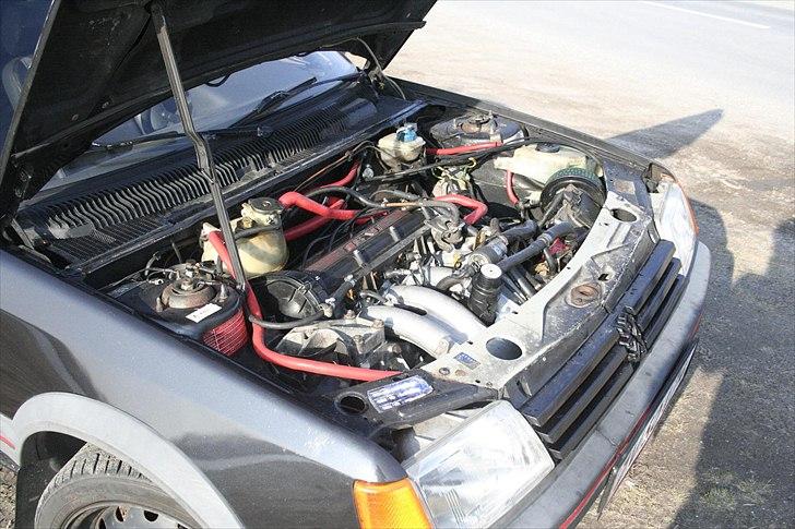 Peugeot 205 1.9 gti mi16 billede 9