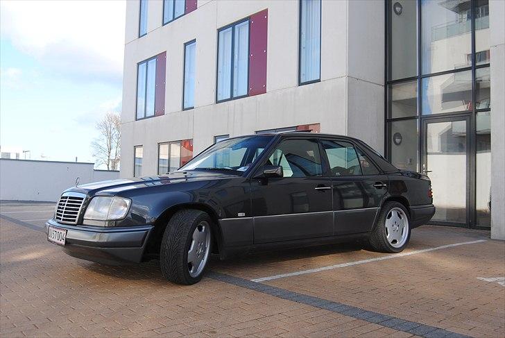 Mercedes Benz E220 (skulle aldrig ha solgt den) billede 20