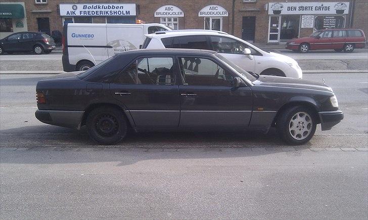 Mercedes Benz E klasse 300D AUT  (TDL. BIL) billede 3