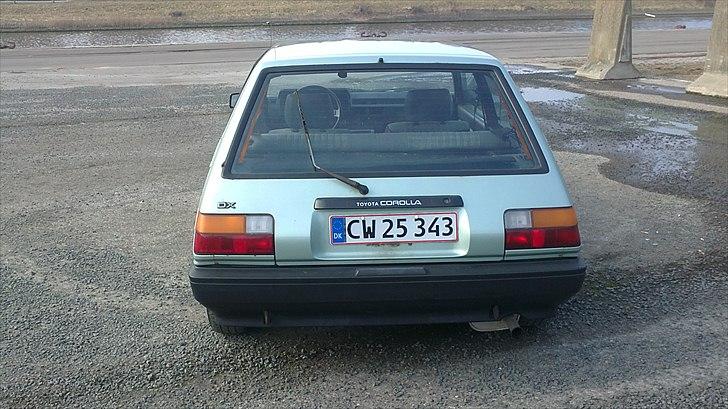 Toyota Corolla 1.3 12V Totalskadet billede 6