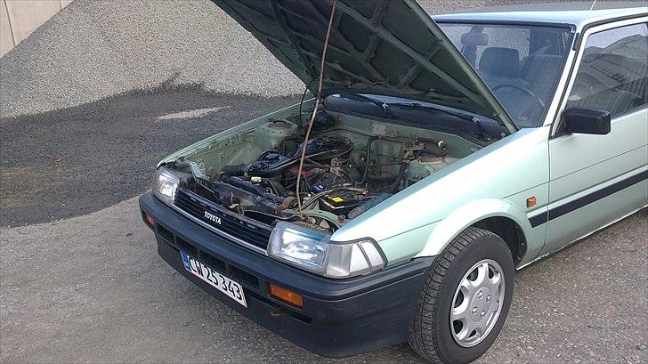 Toyota Corolla 1.3 12V Totalskadet billede 11