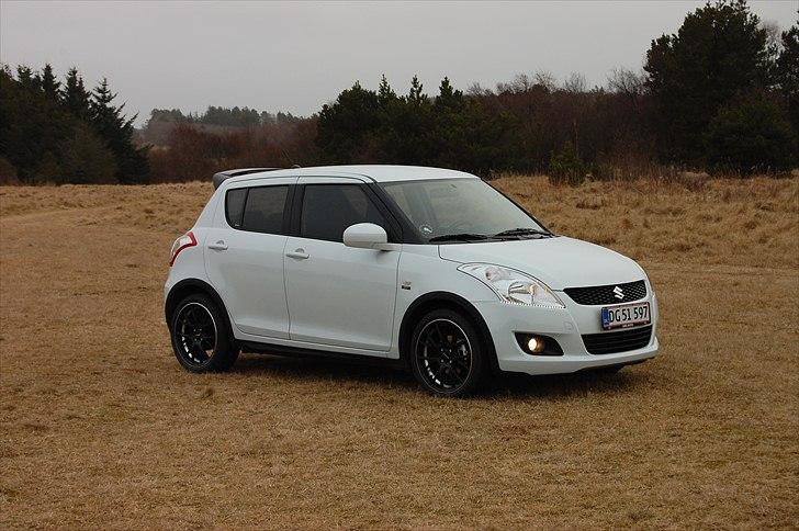 Suzuki Swift 1,2 GL billede 2