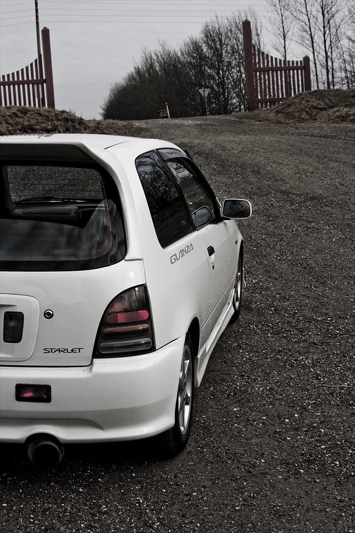 Toyota Starlet Glanza V billede 15