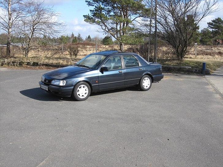 Ford Sierra 2,0i GT solgt. billede 2