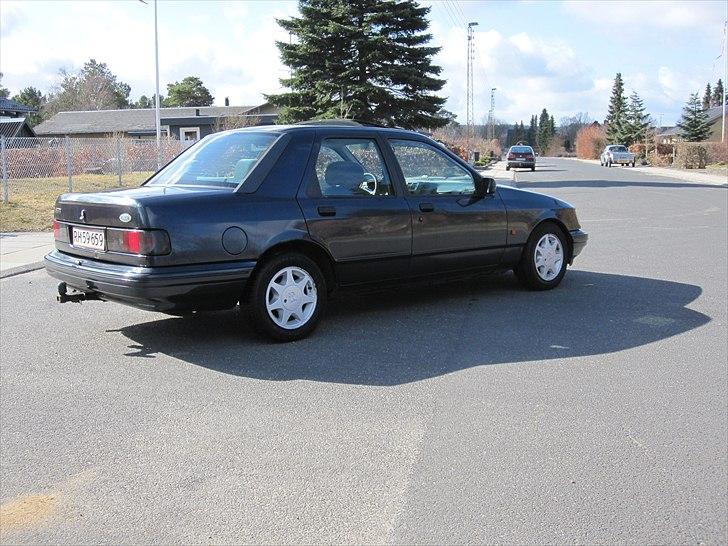 Ford Sierra 2,0i GT solgt. billede 4